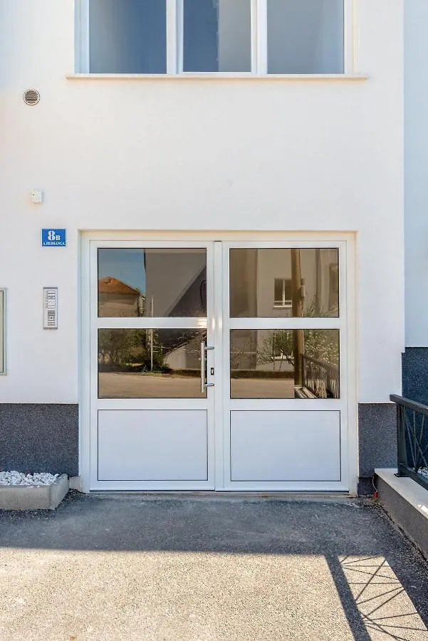 Magnolia 4* Luxury Apartment In Town Center Trogir