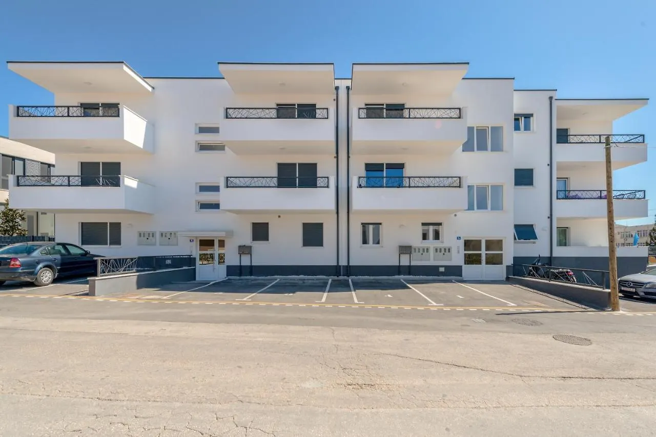Magnolia 4* Luxury Apartment In Town Center Trogir Croatia
