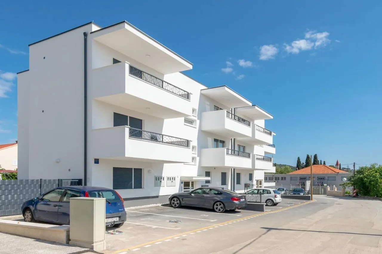 Magnolia 4* Luxury Apartment In Town Center Trogir Croatia