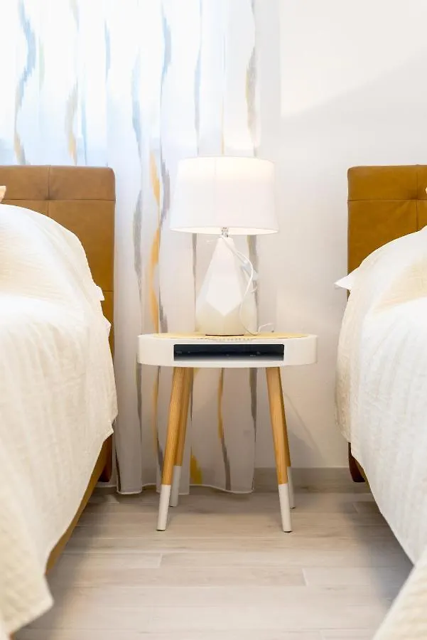 Magnolia 4* Luxury Apartment In Town Center Trogir